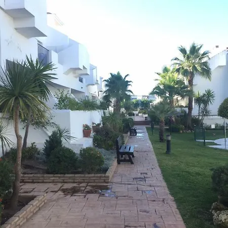 En Urbanizacion Hacienda Golf Islantilla * Isla Cristina